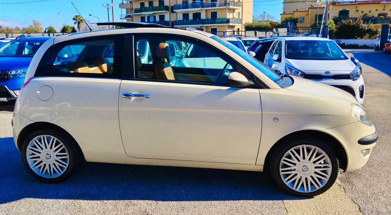 Lancia Ypsilon 1.3 Multijet 16V Platino