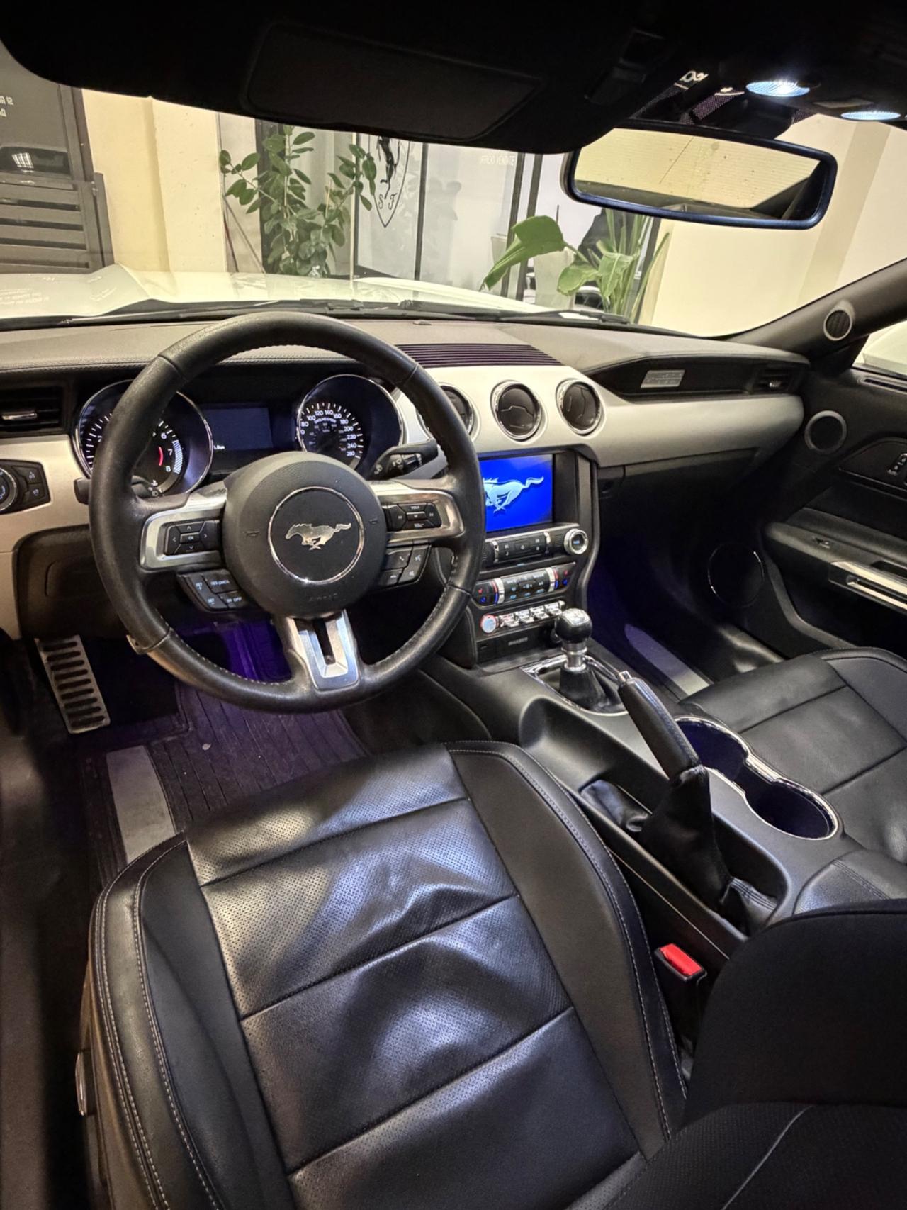 Ford Mustang 2.3 MANUALE BOLLO PAGATO 2027 GARANZIA 12/36 MESI
