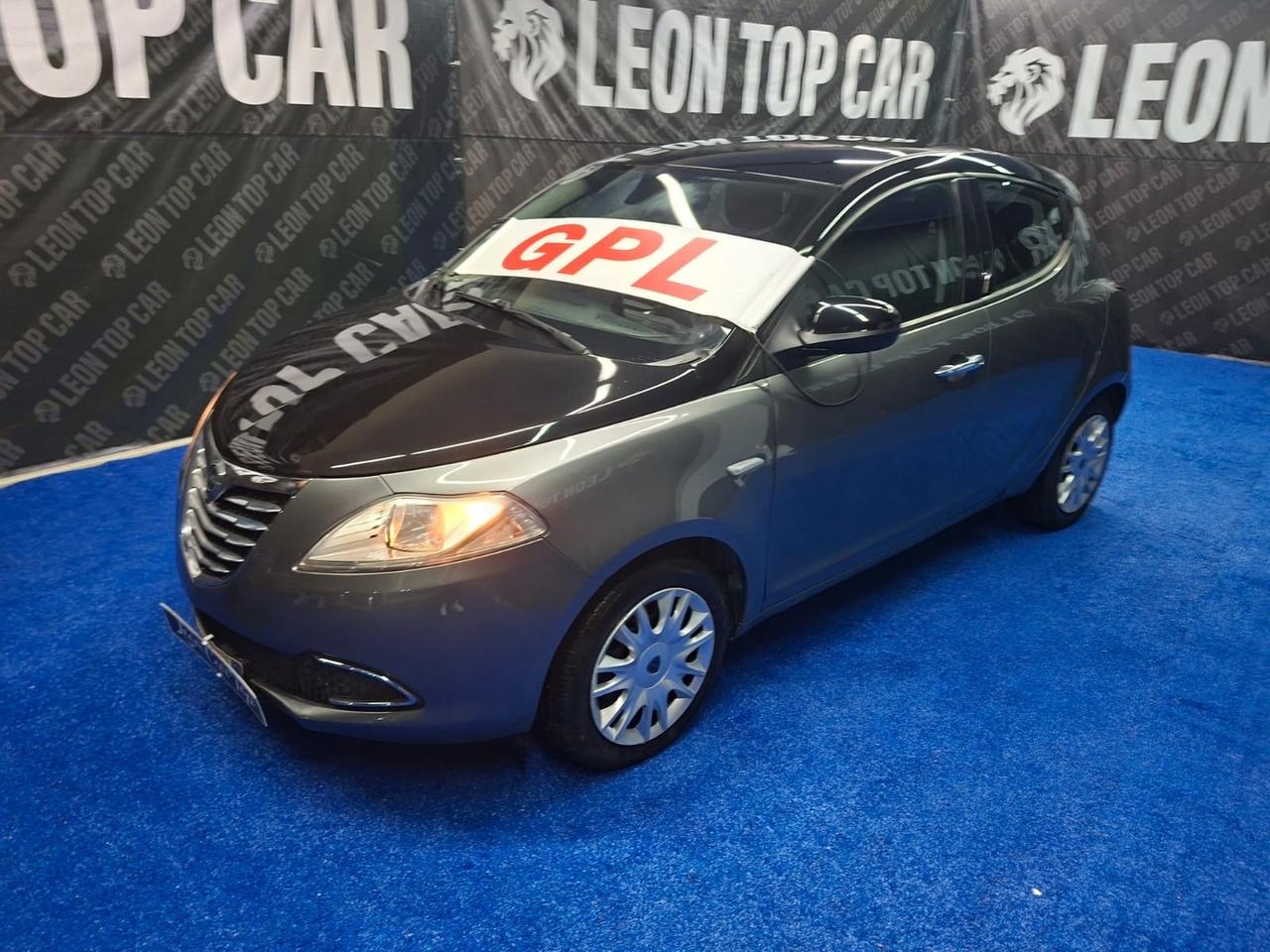 Lancia Ypsilon 1.2 69 CV 5 porte GPL Ecochic S Momodesign