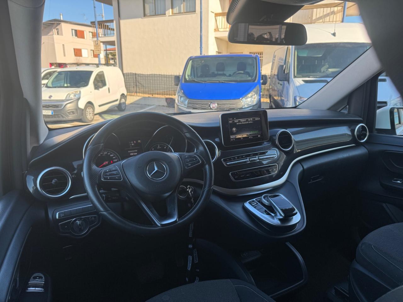 Mercedes-benz V 220 d 4Matic Executive Extralong