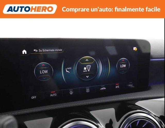 MERCEDES-BENZ A 180 Automatic Premium