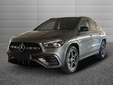 Mercedes-Benz GLA 200 d Automatic 4MATIC