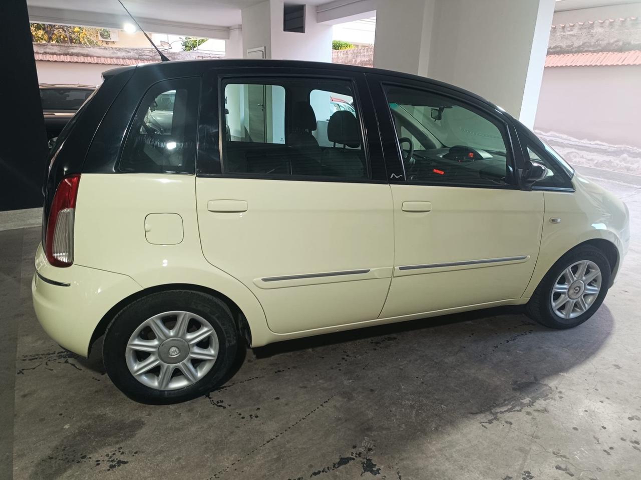 Lancia MUSA 1.4 16V Oro GPL