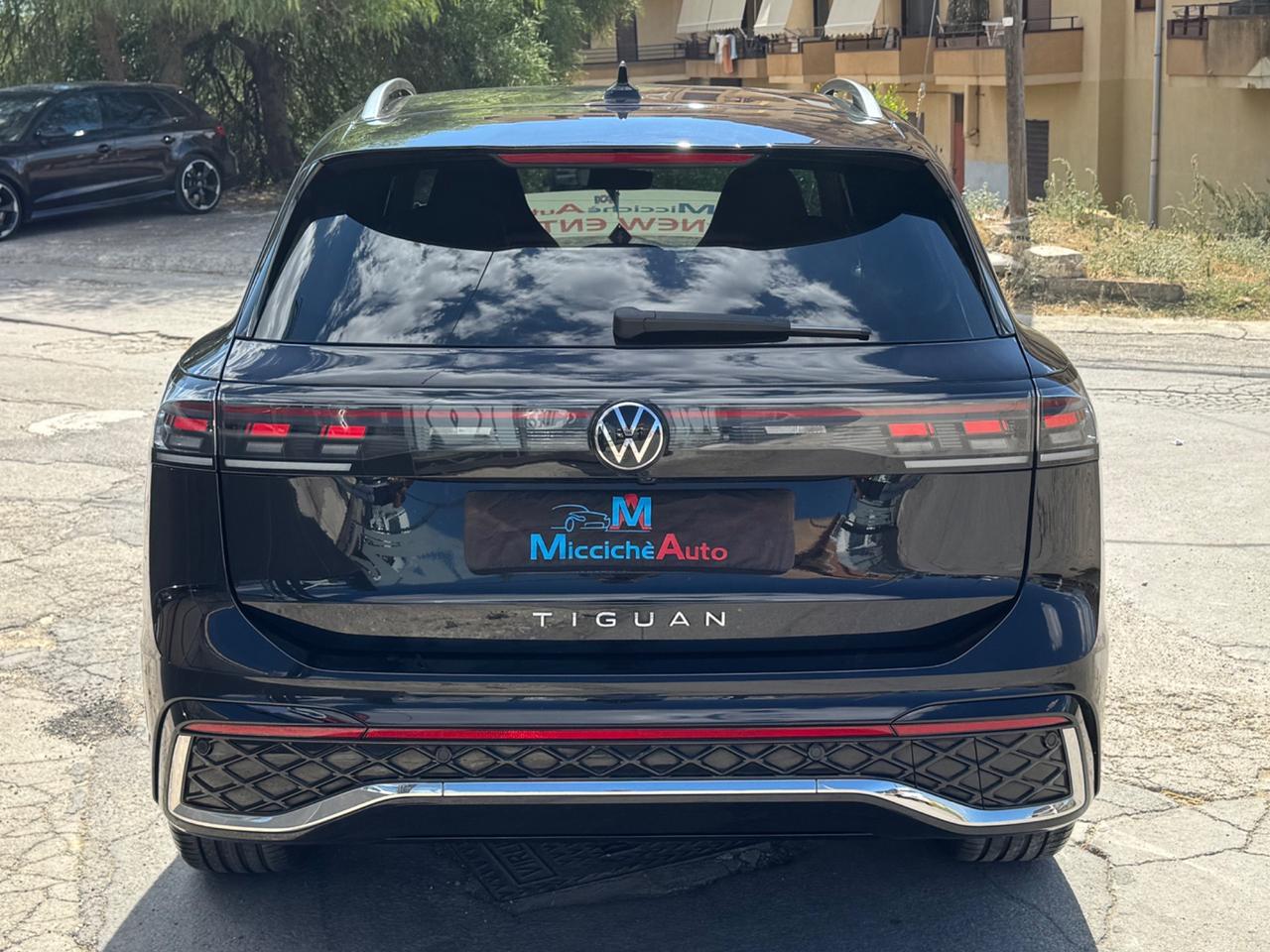 VOLKSWAGEN TIGUAN 2.0 TDI 150 CV R-LINE PLUS VIRTUAL FULL IVA