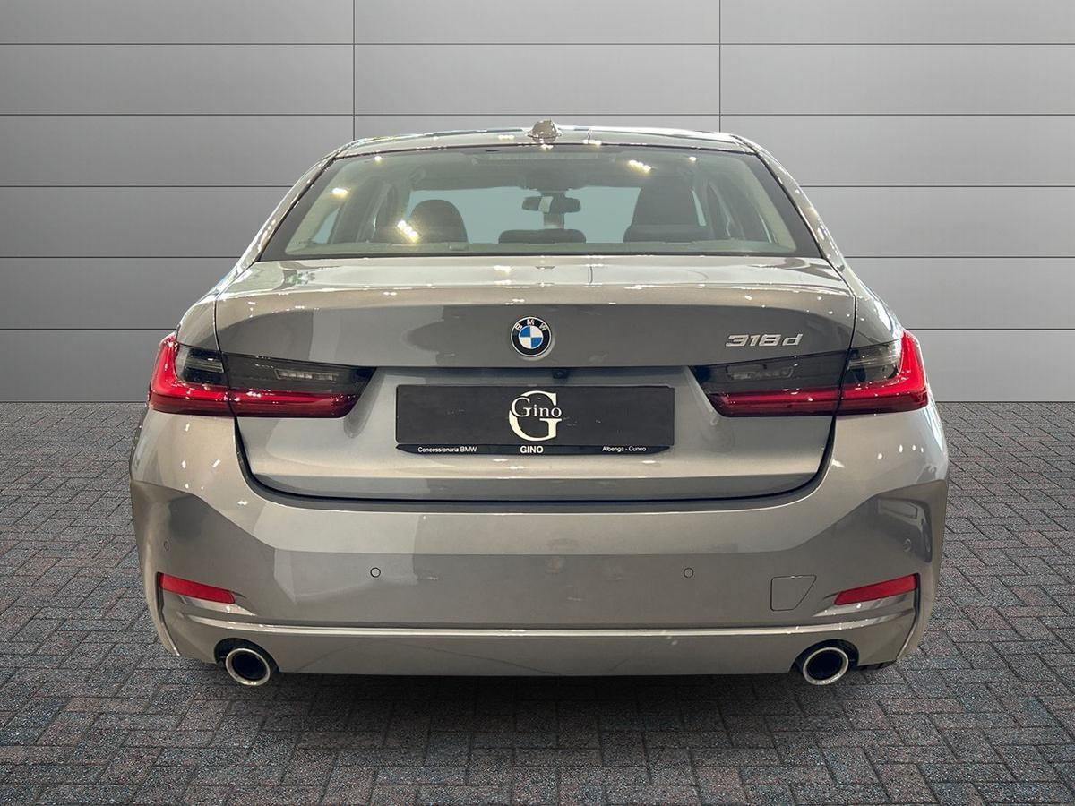 BMW 318d mhev 48V auto
