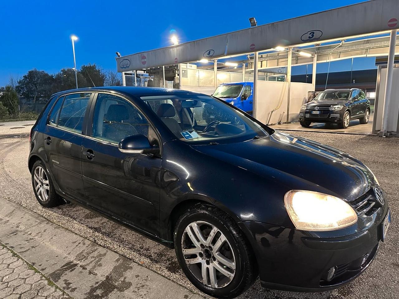 Volkswagen Golf 1.6 5p. United