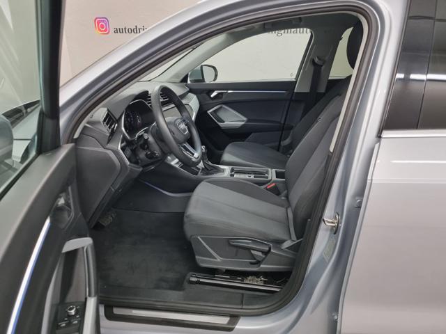 AUDI Q3 35 TDI S tronic Business Advanced