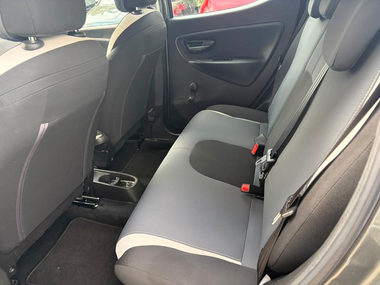 Lancia Ypsilon 1.2 69 CV 5 porte Gold*EURO6*NEOPATENTATI