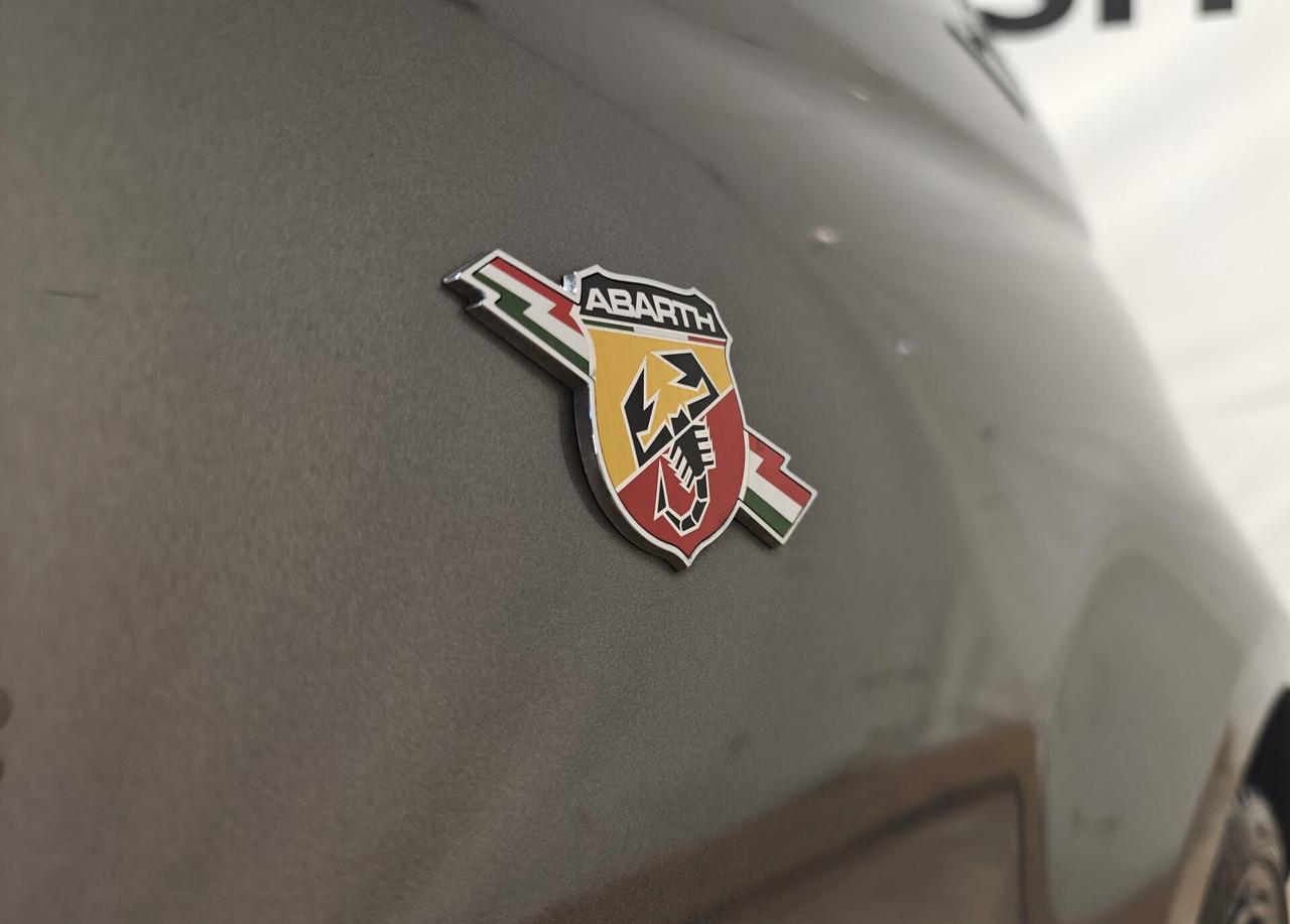 Abarth 595 1.4 Turbo T-Jet 180 CV Competizione