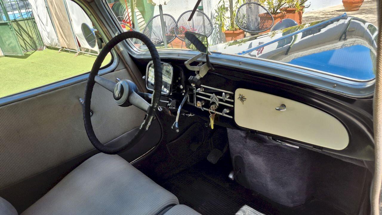 Citroen Traction Avant 11 BL – 1955