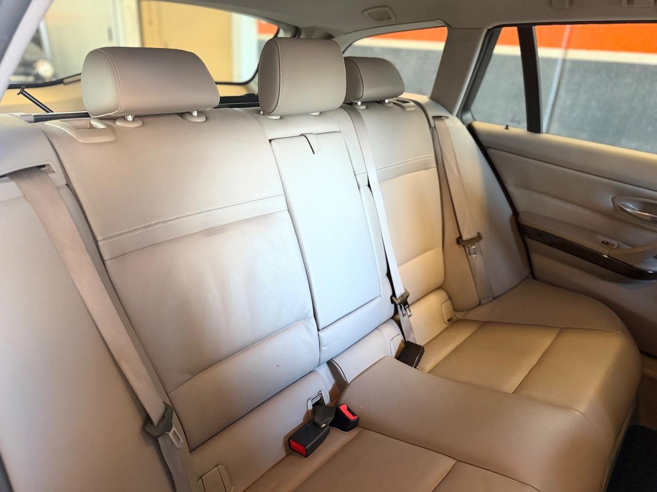 Bmw 320 320d cat xDrive Touring Futura GANCIO TRAINO