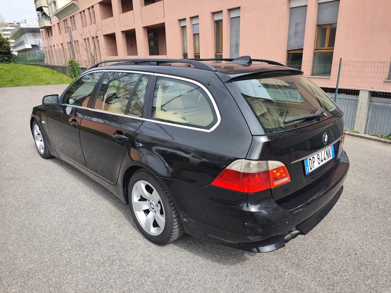 Bmw 530d cat Touring Attiva 216 cv