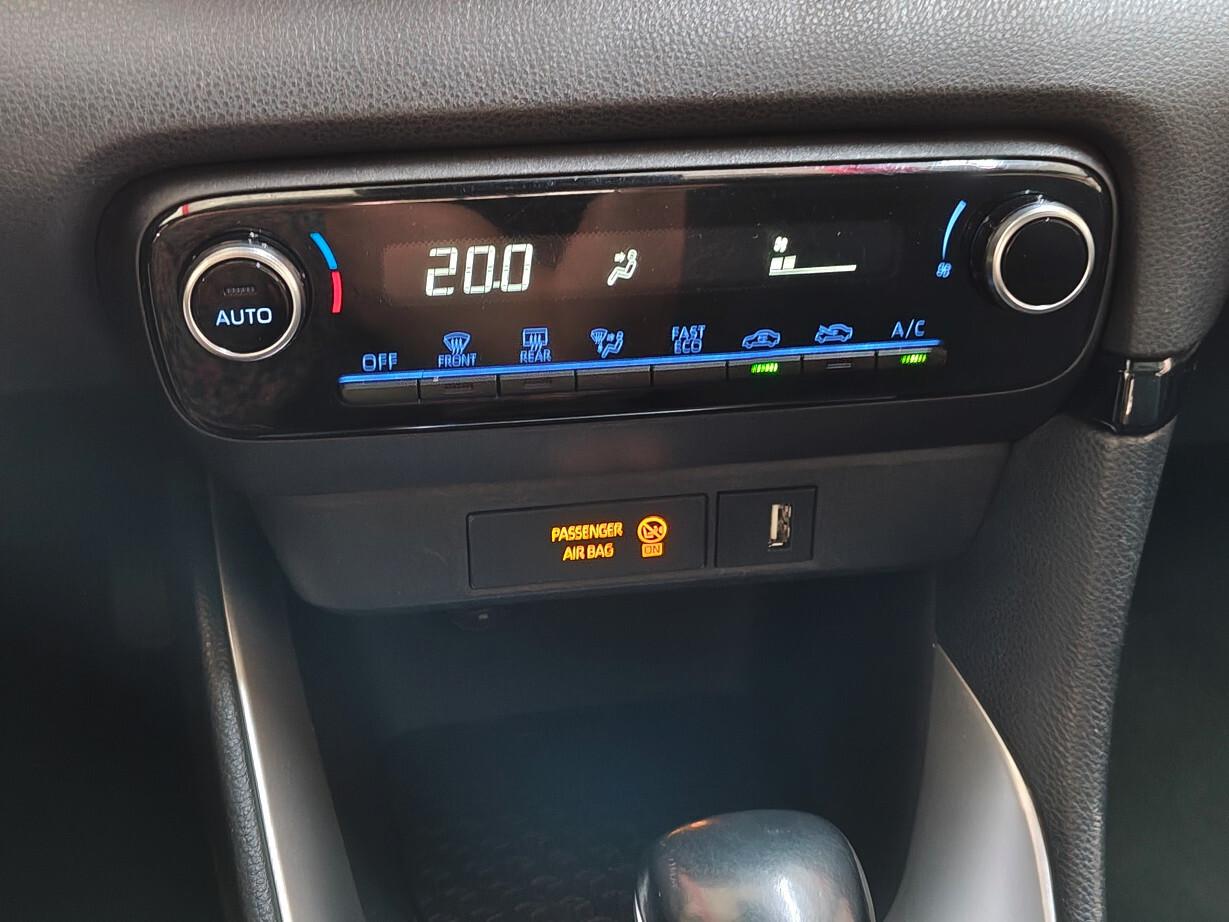 Toyota Yaris 1.5 Hybrid 5 porte Business