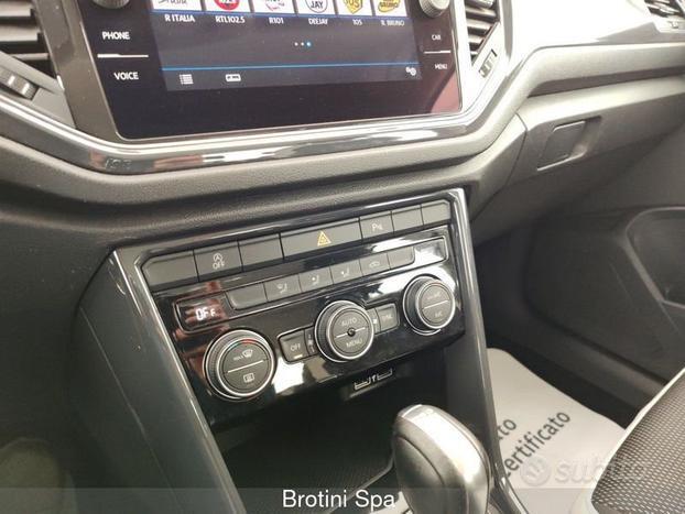 Volkswagen T-Roc 1.5 TSI ACT DSG Advanced Blu...