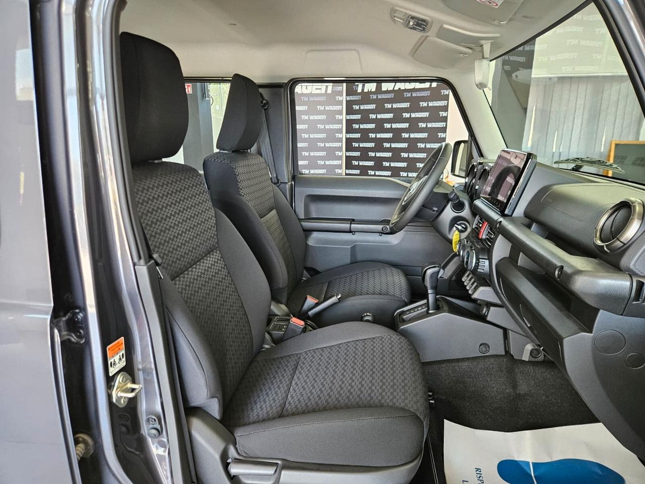 Suzuki Jimny 1.5 BENZINA OMOLOGATO AUTOVETTURA 4 POSTI