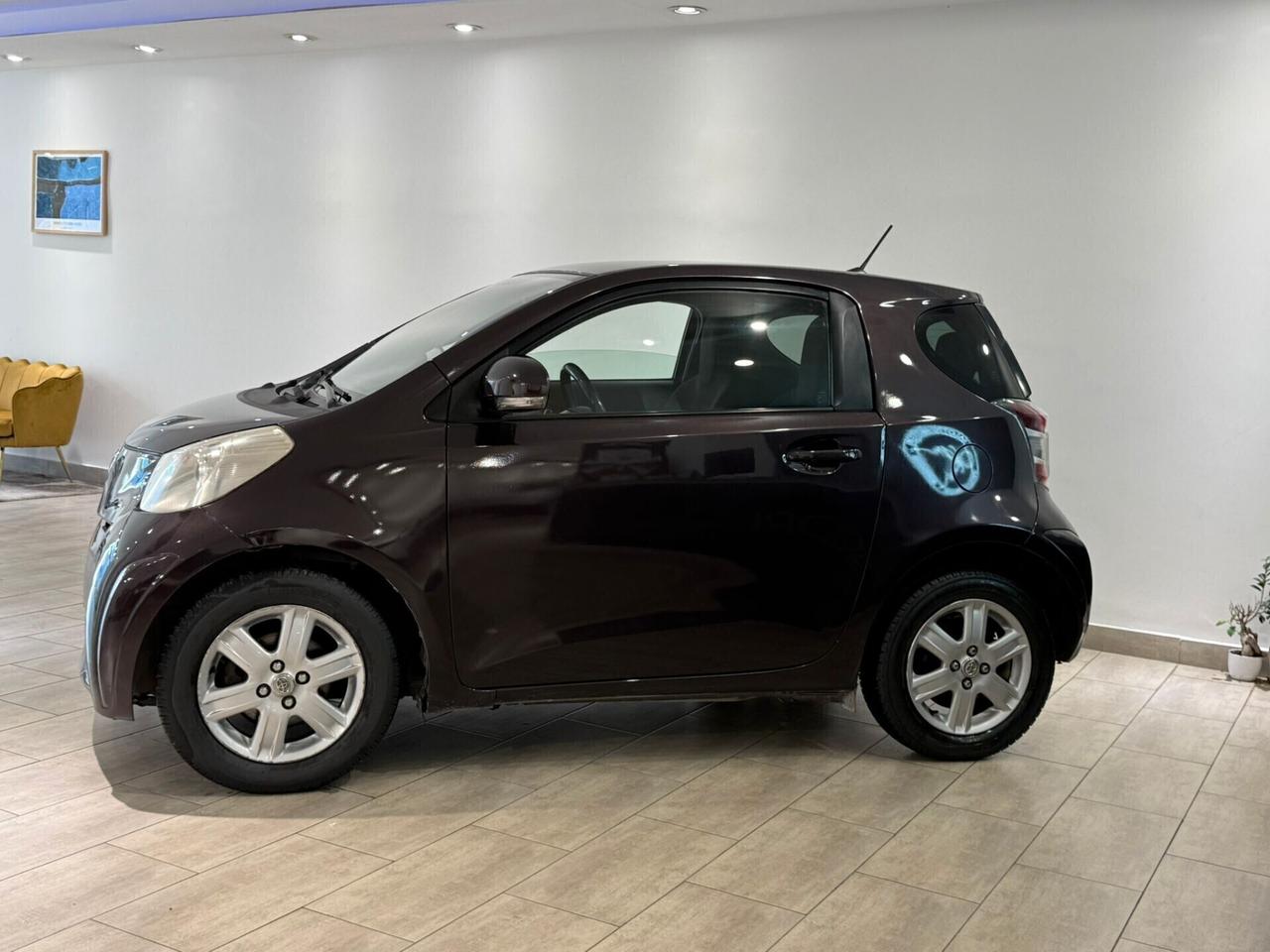 Toyota IQ 1.0 68cv AUTOMATICA Motore Nuovo
