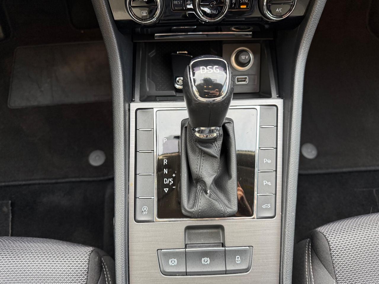 Skoda Superb 2.0 TDI 150 CV SCR DSG Wagon