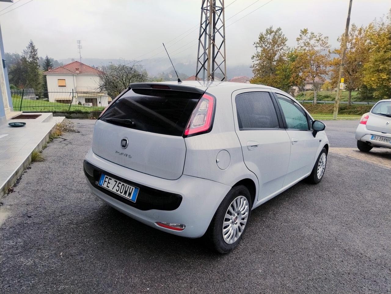 Fiat Punto evo NEOPATENTATI 1.3 mjet 85cv FULL