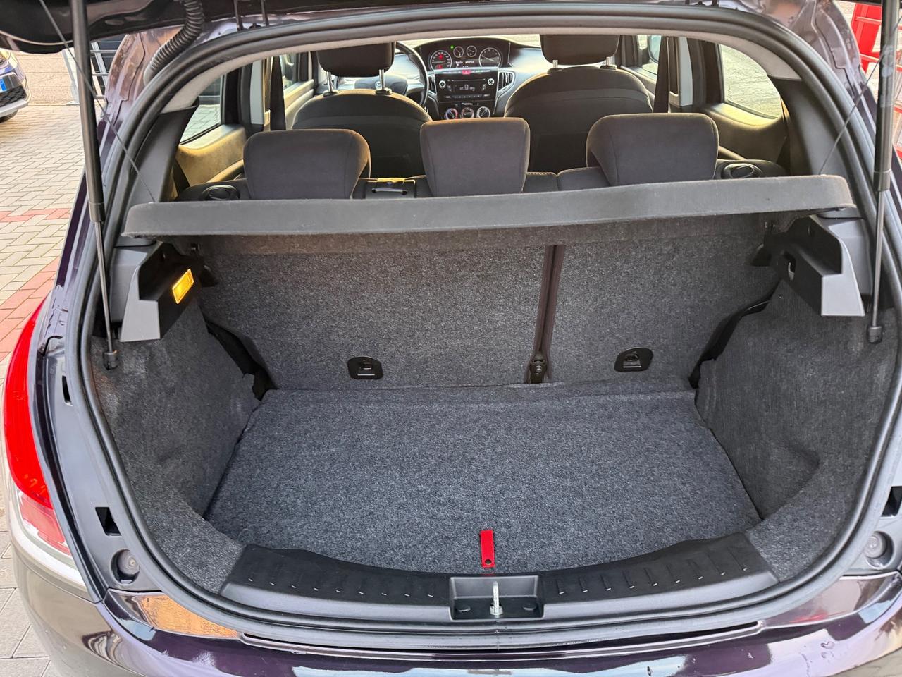 Lancia Ypsilon 1.2 69 CV 5 porte GPL Ecochic Gold