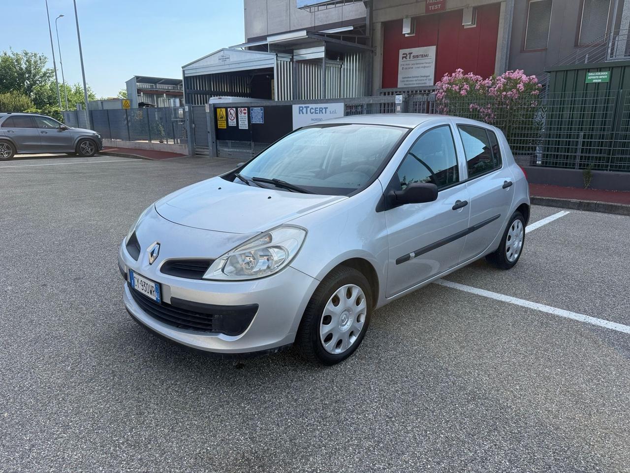 Renault Clio 1.4 16V 5 porte Luxe