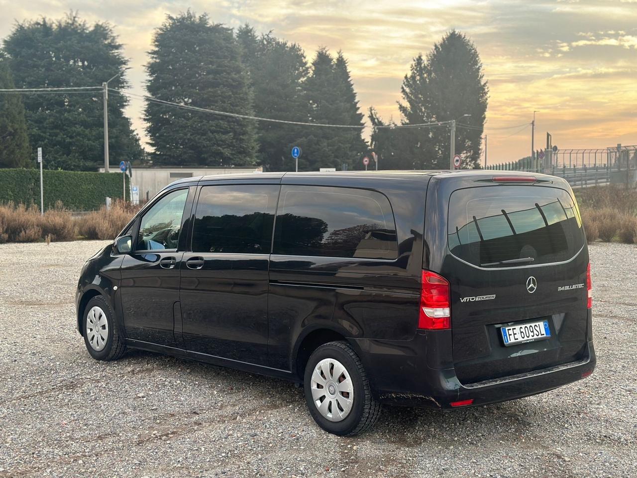 Mercedes-benz Vito tourer 9 POSTI