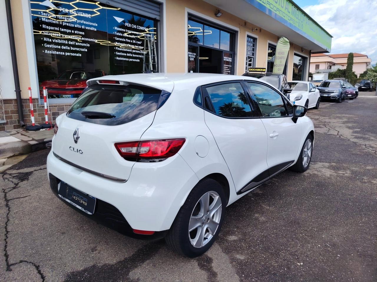 Renault Clio 1.2 75CV 5 porte