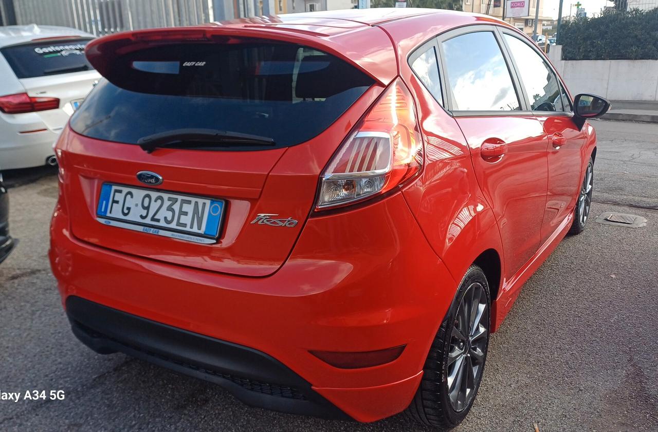 Ford Fiesta 1.5 TDCi 75CV 5 porte ST-Line