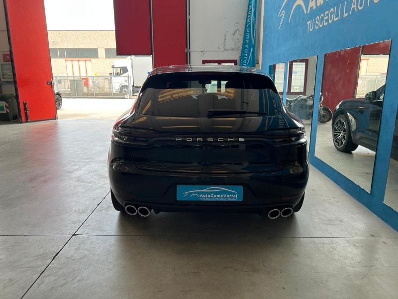 PORSCHE Macan 2.0