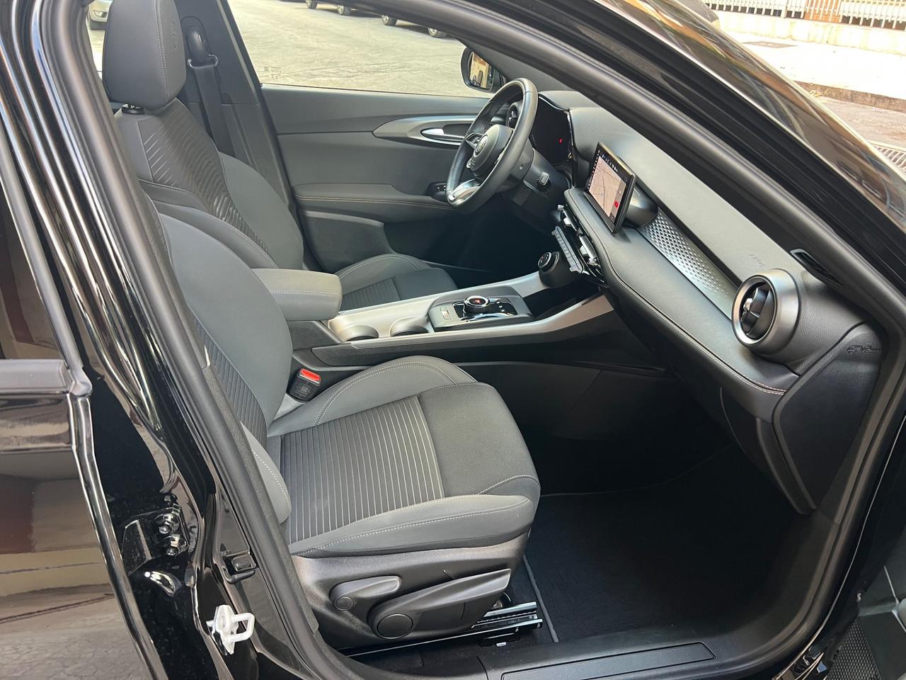 ALFA ROMEO TONALE 1.5 BENZINA 160 CAVALLI