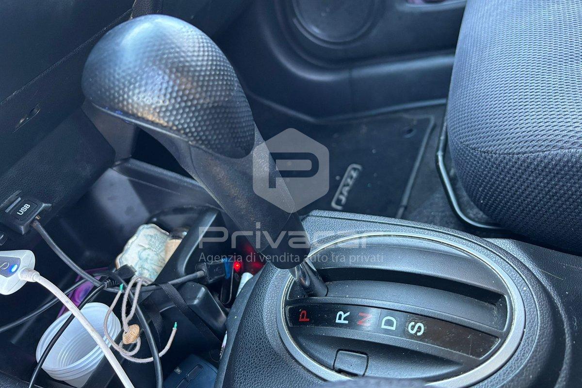 HONDA Jazz Hybrid 1.3 i-DSi i-VTEC Comfort CVT