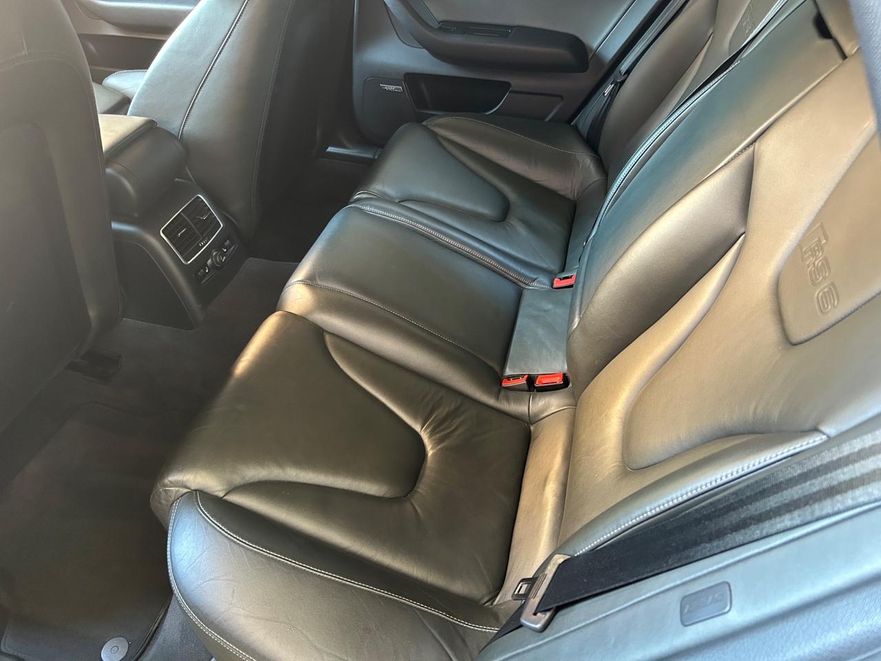 Audi RS6 RS 6 Avant 5.0 V10 quattro tiptronic