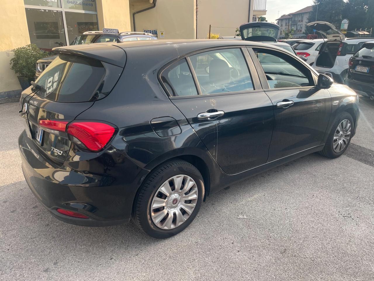 Fiat Tipo 1.6 Mjt S&S 5 porte Easy