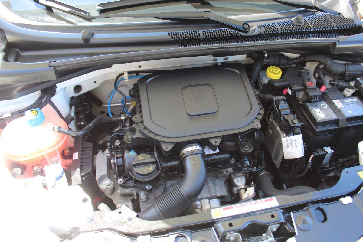 LANCIA - Ypsilon - 1.0 FireFly 5p.S&S Hyb. Platino