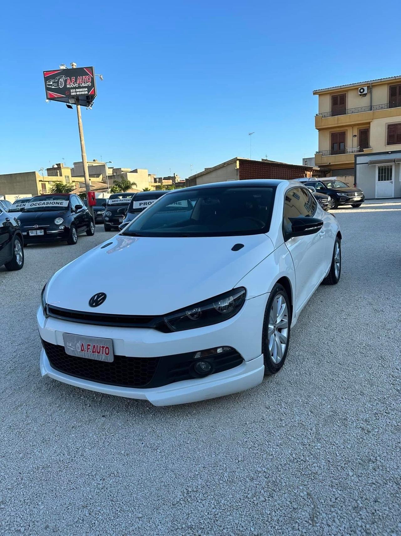 Volkswagen Scirocco 2.0 TDI 140CV DPF