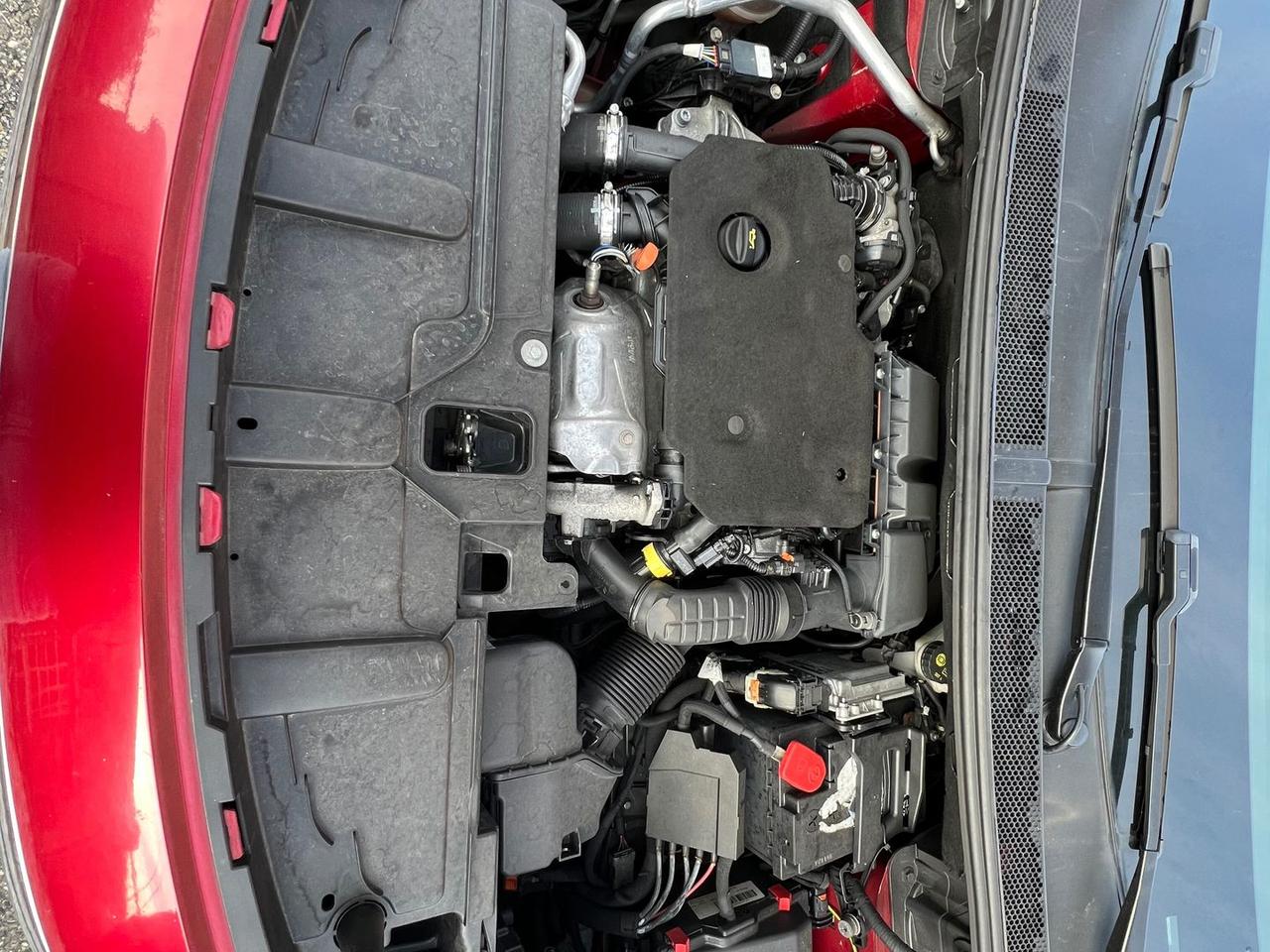 Peugeot 3008 Allure 1.6 PureTech 180 #8503