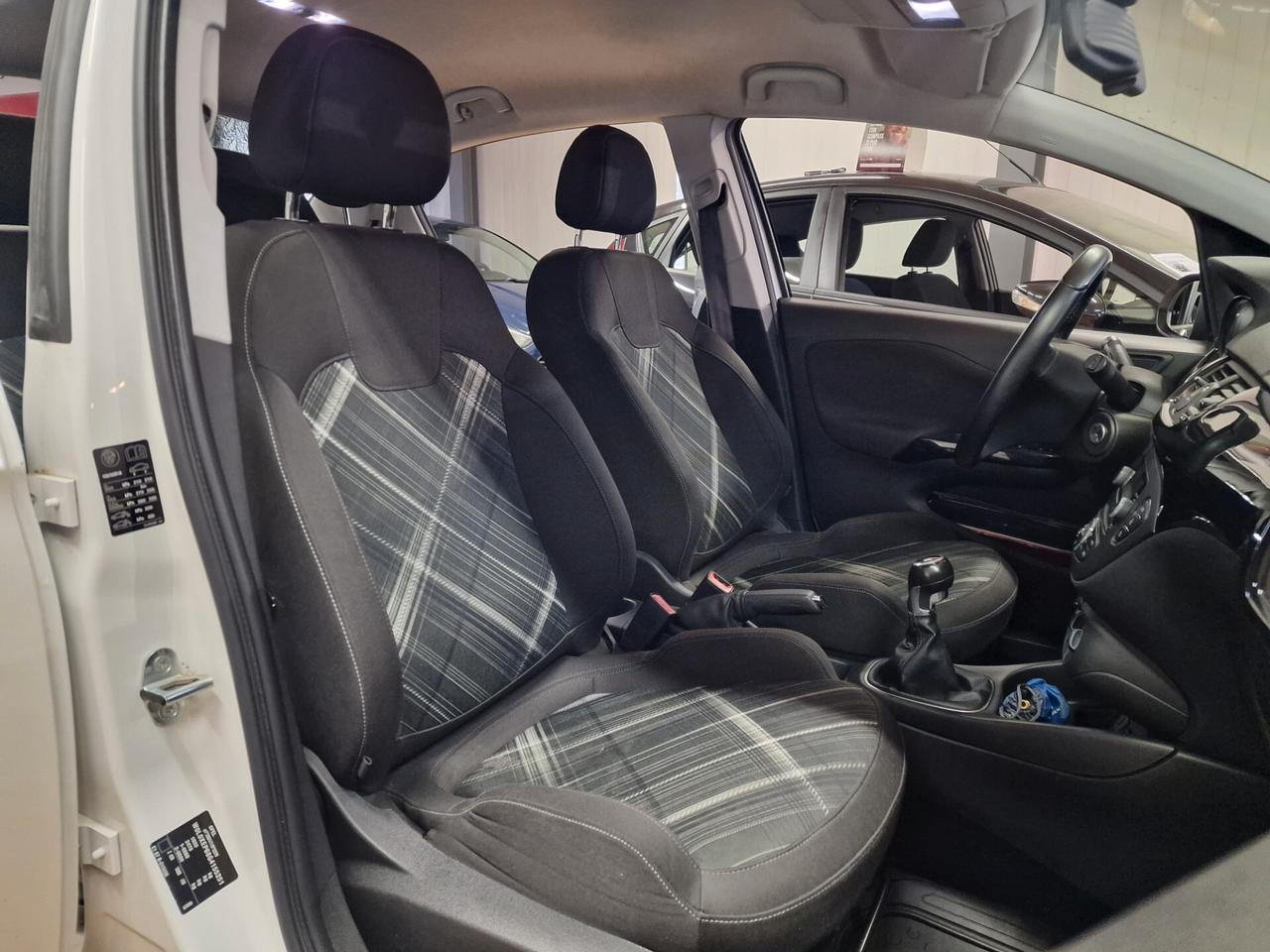 Opel Corsa 1.4 90CV GPL Tech 5 porte b-Color, 102 mila chilometri