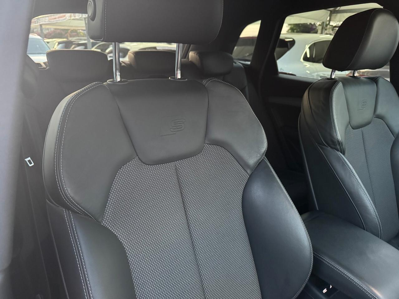 AUDI Q5 2.0 S-LINE INTERNO ED ESTERNO