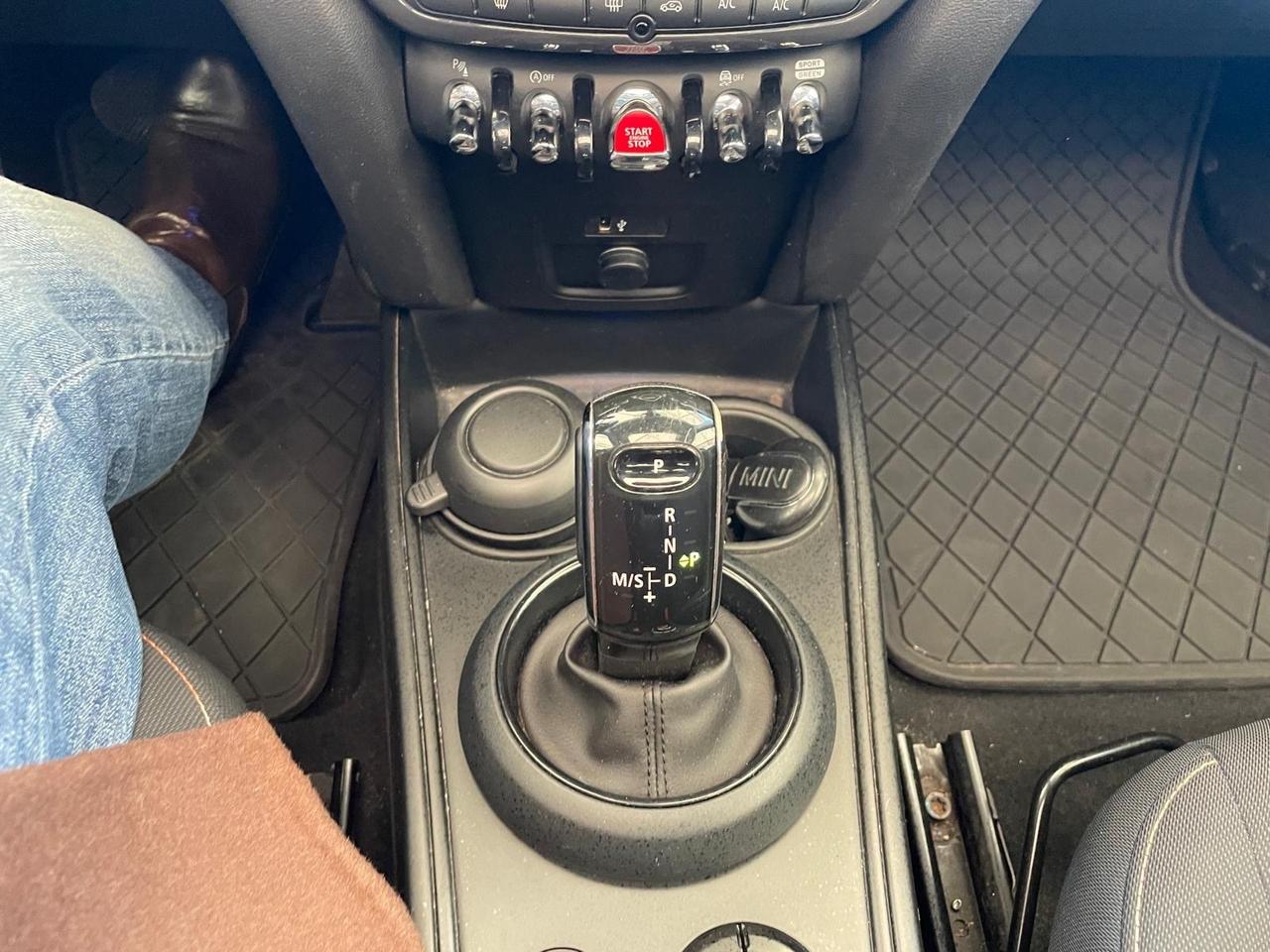 Mini Cooper D Countryman 2.0 Business ALL4 Automatica