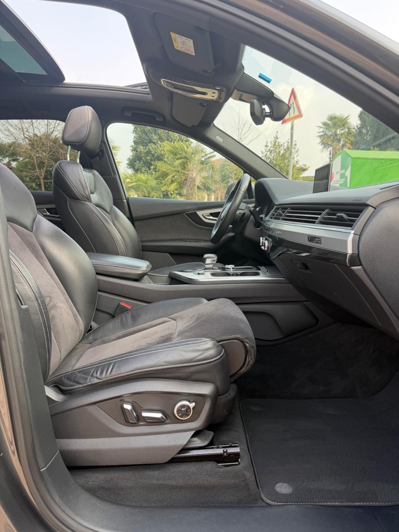Audi Q7 50 TDI QUATTRO S LINE TETTO PANORAMICO