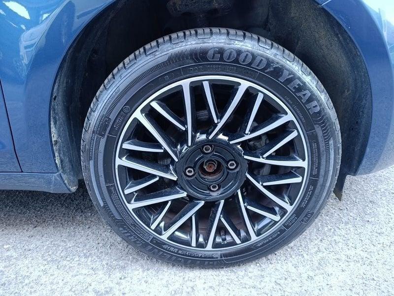 Lancia Ypsilon 1.0 FireFly 70cv Hybrid Gold Plus