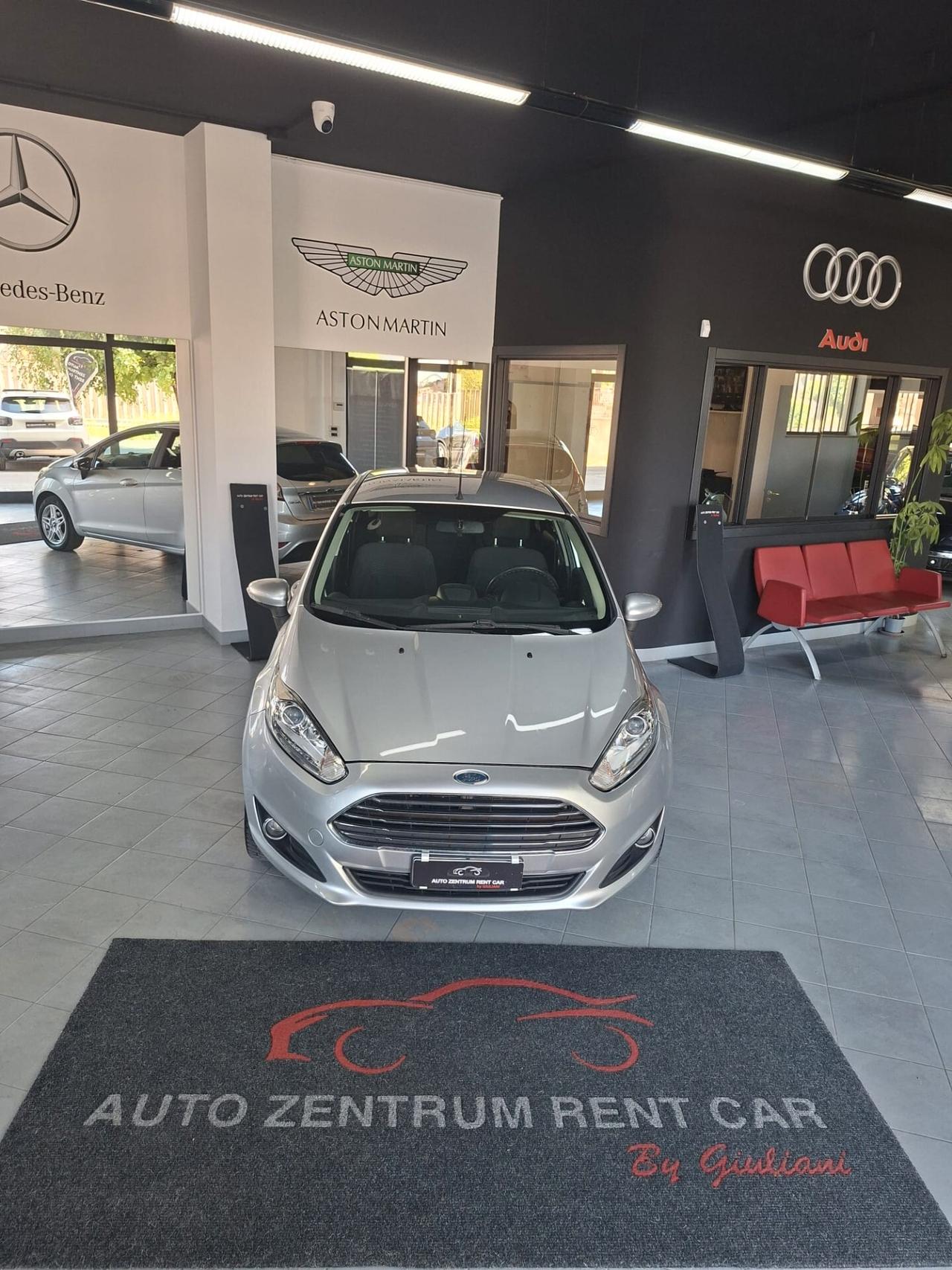 Ford Fiesta 1.5 TDCi 75CV 5 porte Titanium
