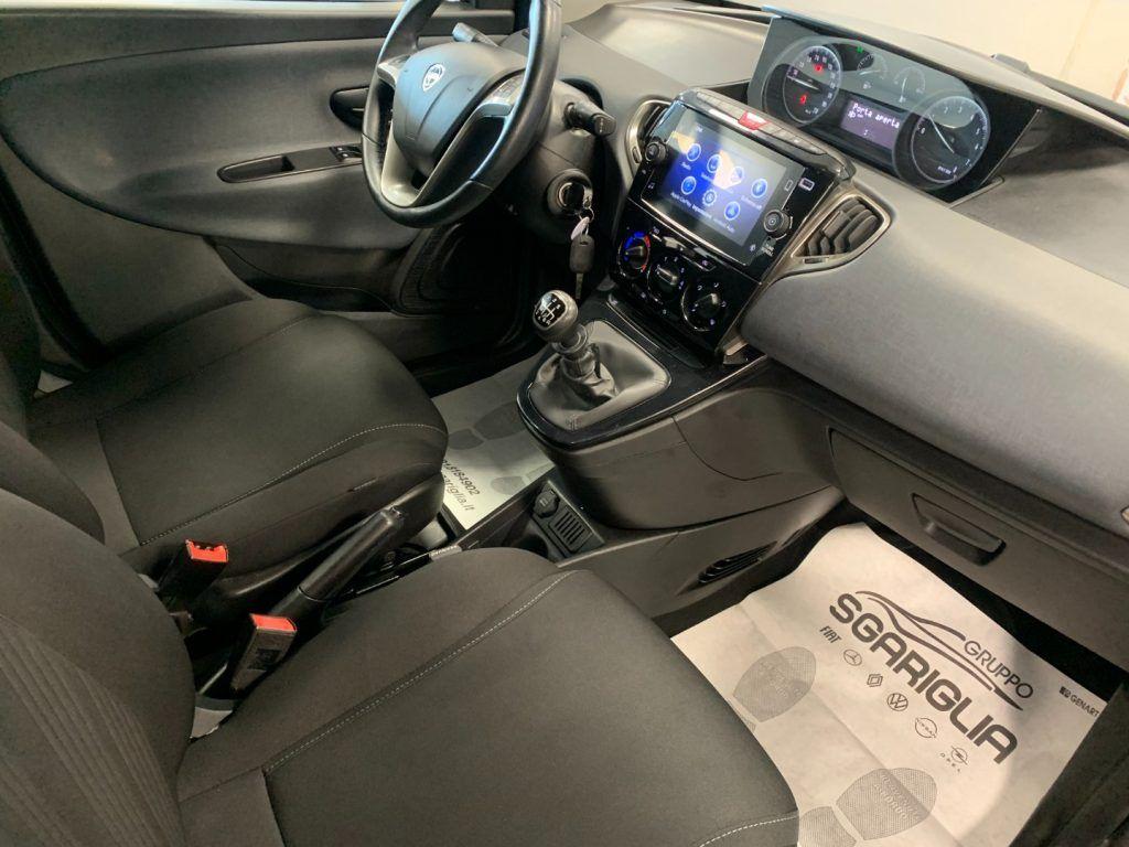 Lancia Ypsilon 1.0 Benzina Hybrid Ecochic Gold 5 Porte
