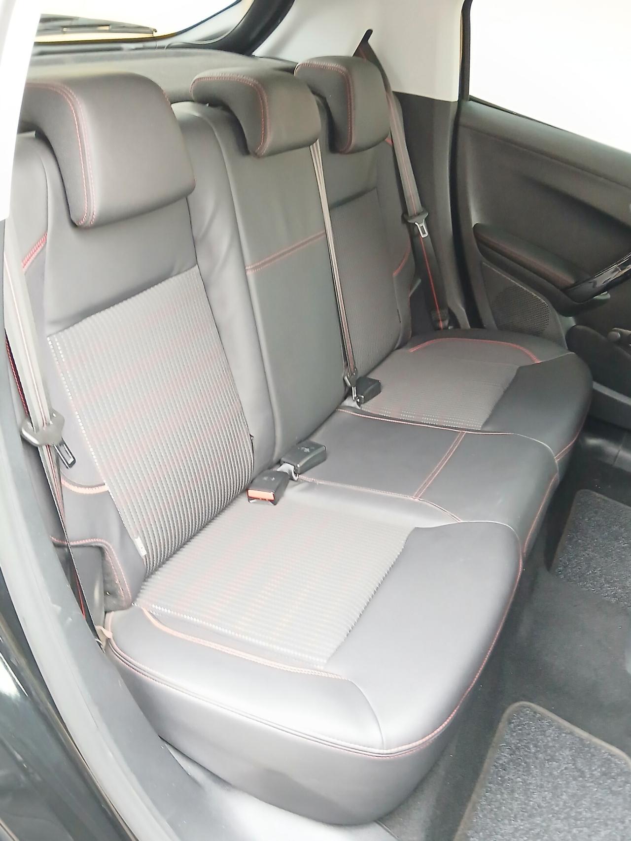 Peugeot 208 GT LINE