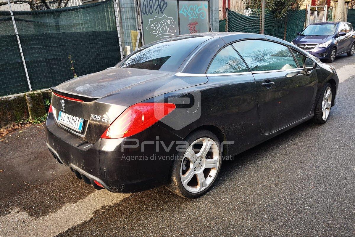 PEUGEOT 308 2.0 HDi 136CV CC aut. Féline