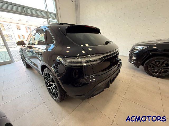 PORSCHE Macan 2.0