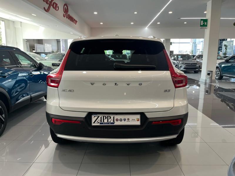 VOLVO XC40 B3 automatico Core