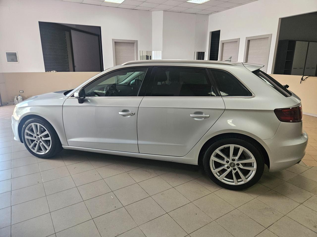 Audi A3 SPB 1.6 TDI Ambiente