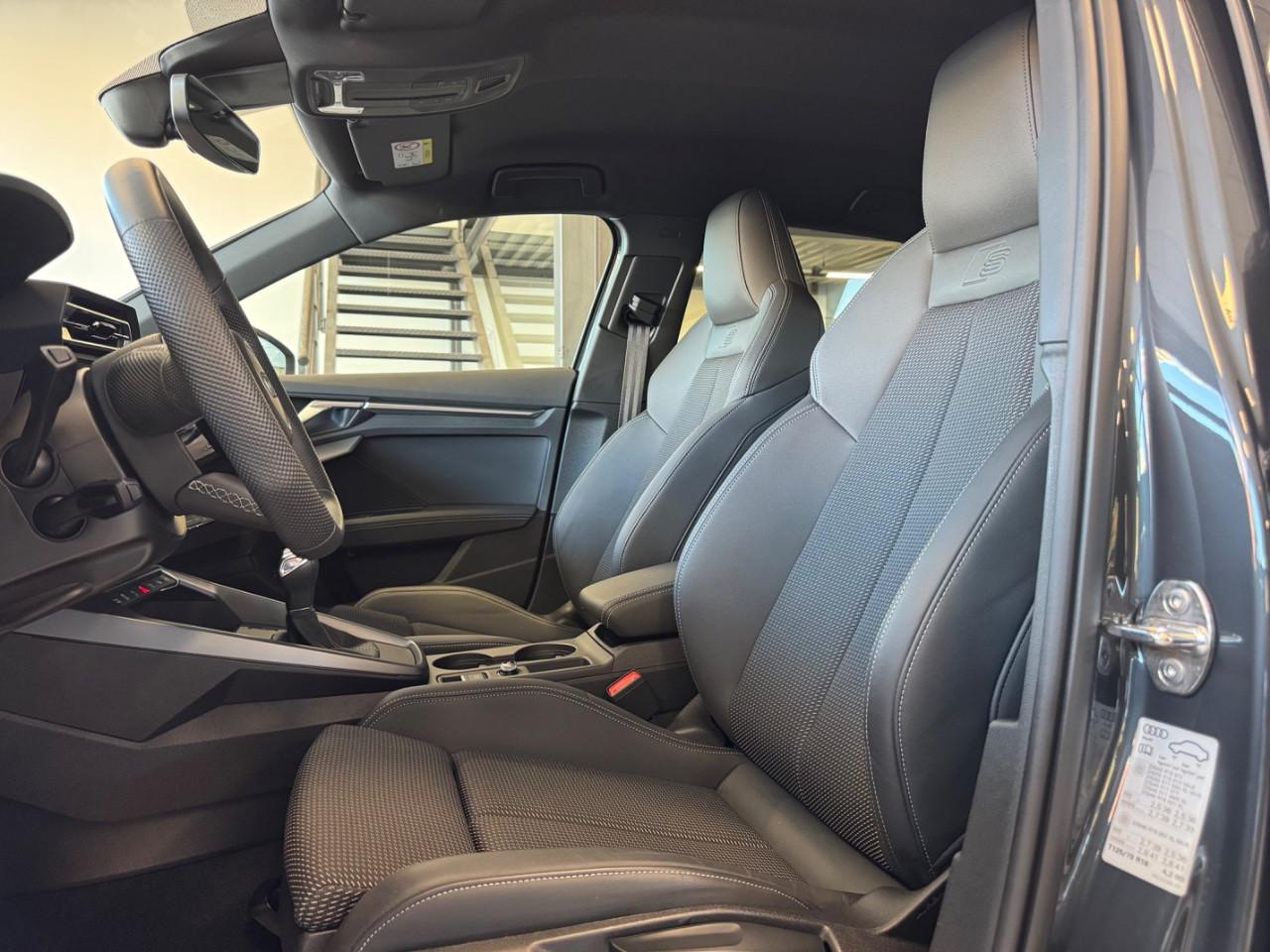 Audi A3 Sportback 30 TDI S Line Interiors 116cv
