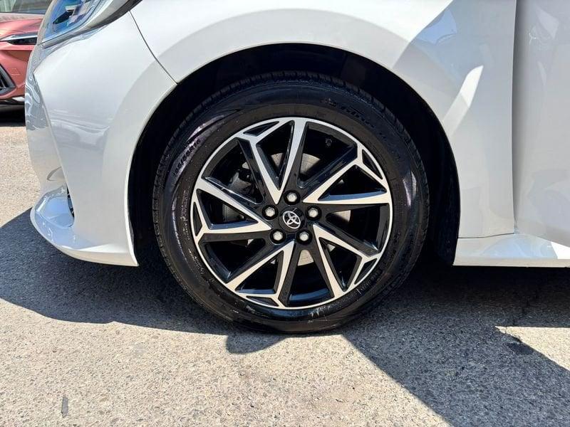 Toyota Yaris Hybrid Trend MY22