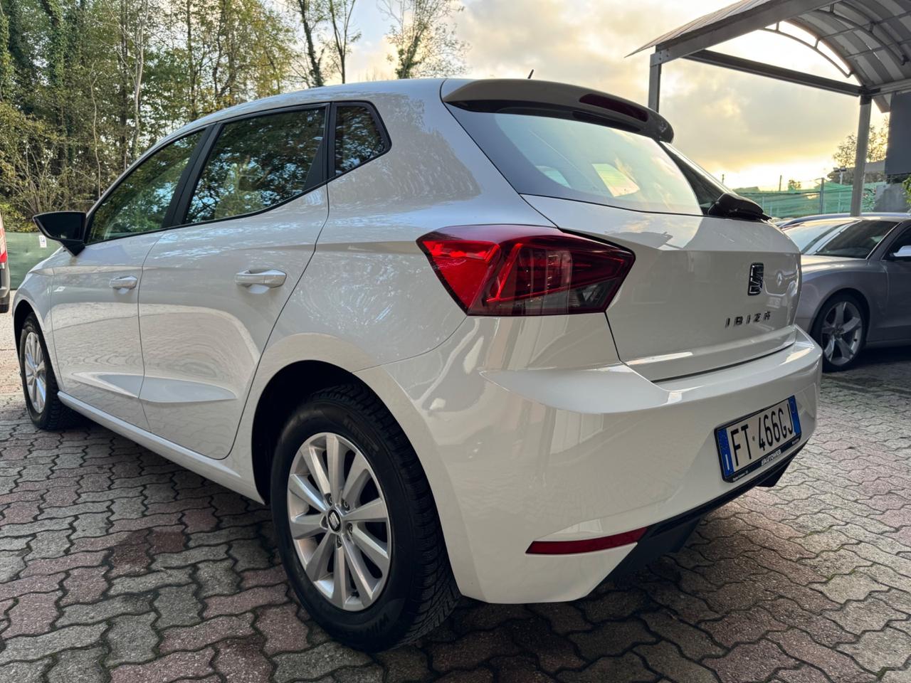 Seat Ibiza 1.6 TDI 95 CV * AUTOMATICA* NEOPATENTATI *